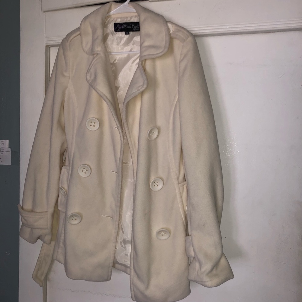 Creamy white coat